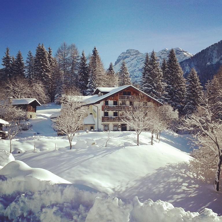 Rifugio Caltena Fiera Di Primiero Zewnętrze zdjęcie